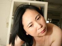 Asian amateur mom pt2