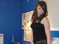 Teen GF posing in her room