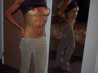 fitness lady posing nude
