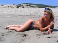 blonde girlfriend nude at beach