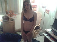 GF posing in her room