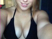 Blonde amateur teen has fun