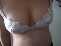 Milf shows her naked body