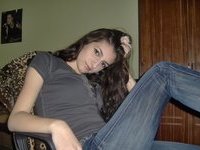 Sexy pics af a hot brunette
