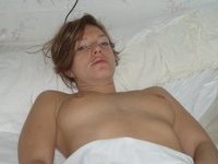 Amateur wife posing topless