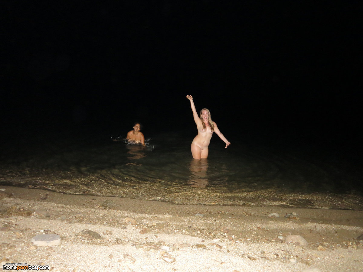 будем голые купаться рассказ фото 36