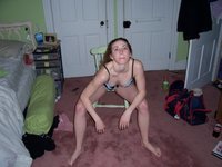 Amateur wife posing naked