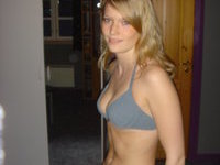 Curly amateur blonde girl private pics