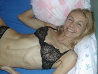 Blonde amateur wife posing and sucking