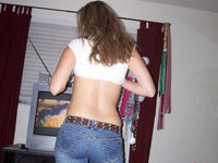 Amateur GF nude in her room