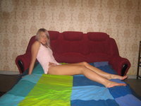 Blonde amateur GF posing nude