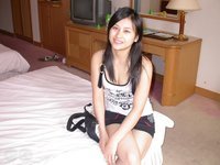 Asian amateur girl pics collection
