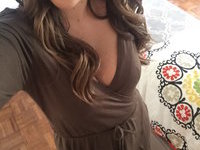 Hot selfie from her phone