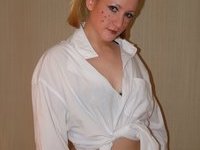 Blonde amateur wife