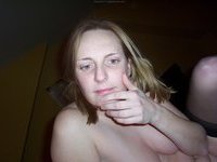 Chubby girl naked posing and blowjob