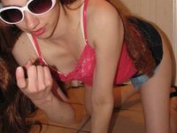 Nice amateur girl sexy posing in glasses