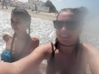 Dana & Christina hot vacation pics