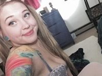 Tattooed naked girl homemade posing selfie
