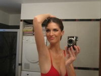 Big breast hottie selfie
