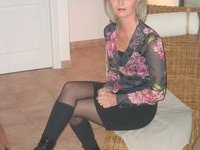 Blonde amateur MILF