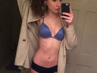 hot selfies from sexy babe