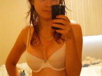 Teenage amateur babe selfie