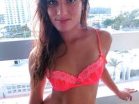 Beautiful young amateur babe selfies