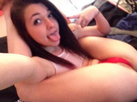 Teenage amateur GF Amanda selfies