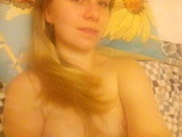 Blonde amateur wife homemade pics