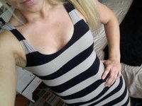 Awesome selfies from amateur blonde GF