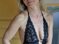Old exhibitionist mom