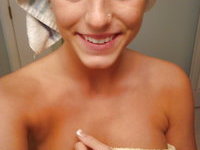 Blonde amateur wife Amanda