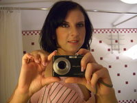 Brunette amateur wife selfies