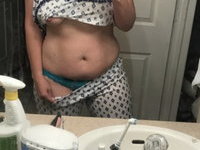 Sexy chubby US MILF Roxanne