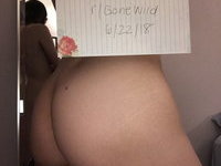 college teen girl posing nude on webcam