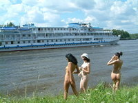 Three amateur GFs sunbating naked