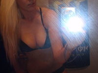 Naughty blonde babe selfies