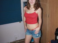 Sexy nice teen girl nude posing pics