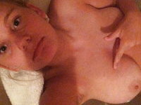 Pretty blonde Gf nude selfies