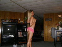 Blonde amateur wife sexlife