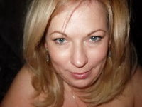 Blonde amateur MILF sexlife more pics