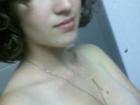 Beautiful amateur babe nude selfies