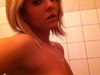 Self pics from amateur babe Isabella
