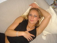 Blonde amateur wife Stephanie hot private pics