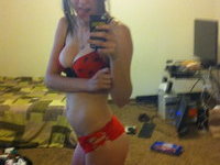 Young amateur GF selfies