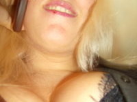 Big tits and big ass amateur MILF pics collection