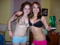 Two teenage amateur GFs