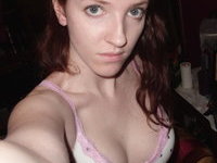 Redhead amateur wife self pics collection
