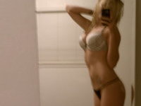Blonde amateur girl nude selfies