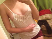 Amateur wife nude self pics